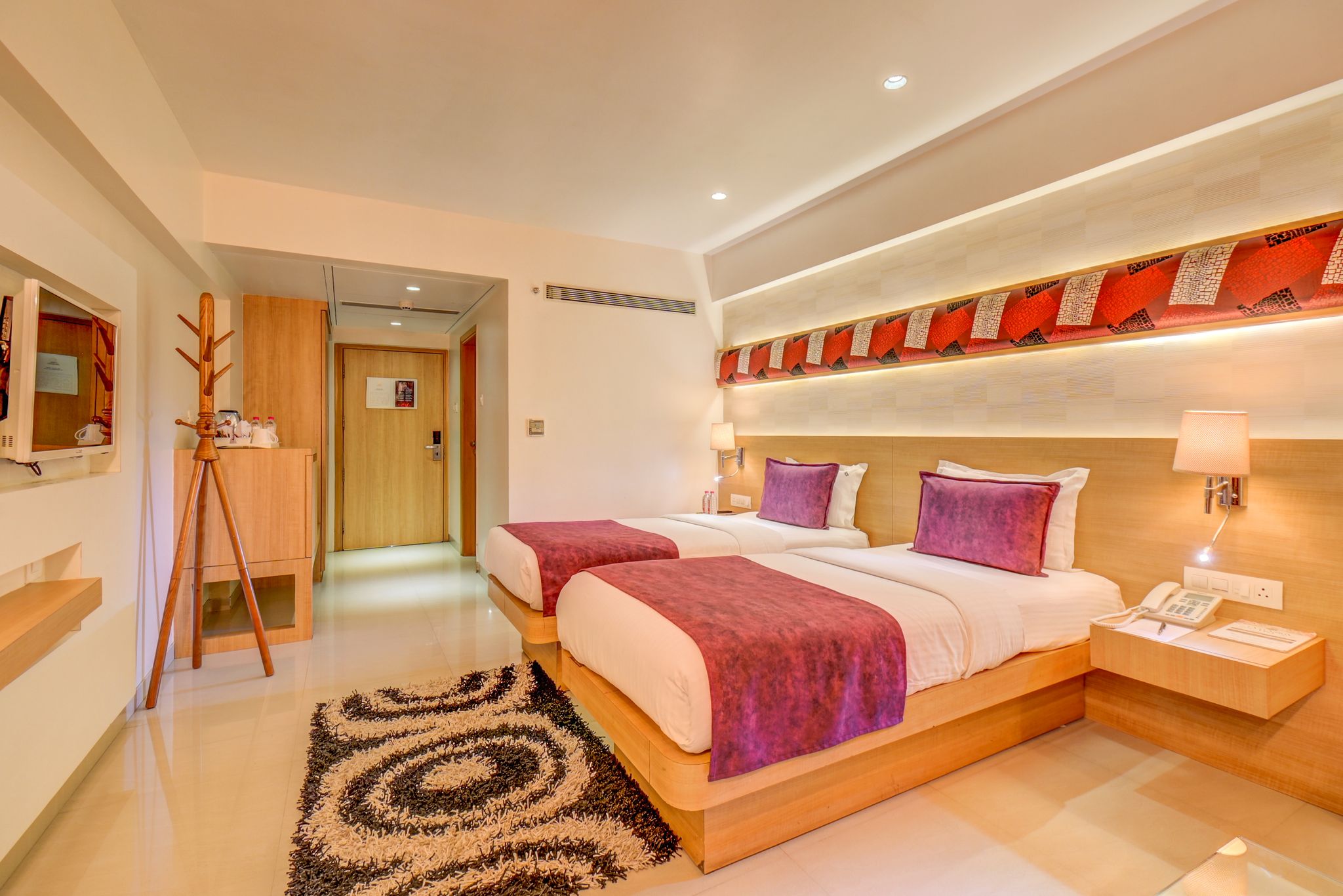 The SSK Solitaire Hotel and Banquets Premium Room 4