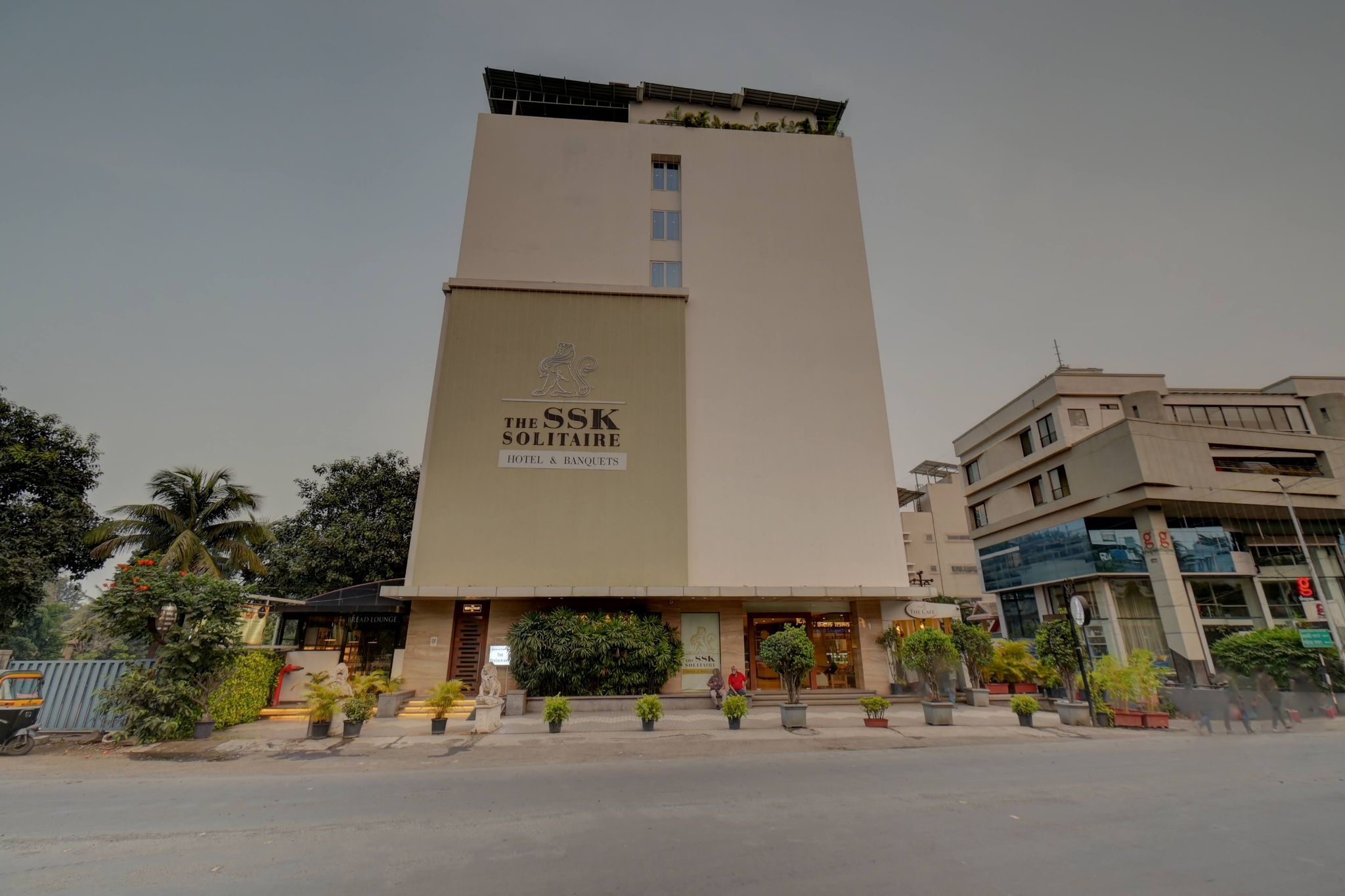 undefined The SSK Solitaire Hotel and Banquets 10