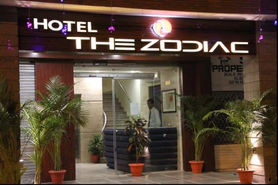 undefined Hotel The Zodiac  2