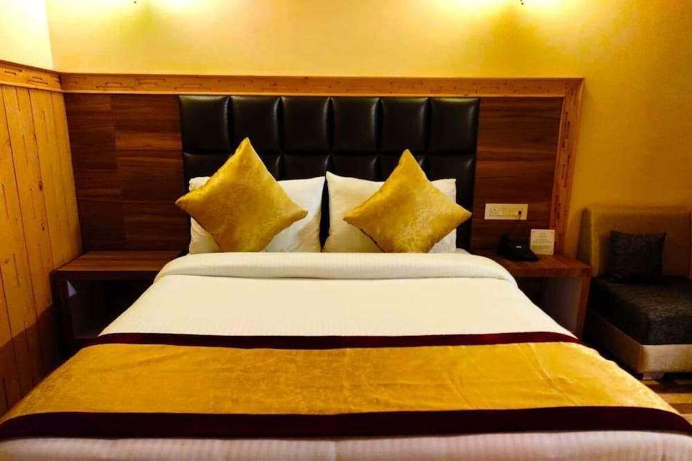 Golden Dolma & Spa Deluxe Room 3