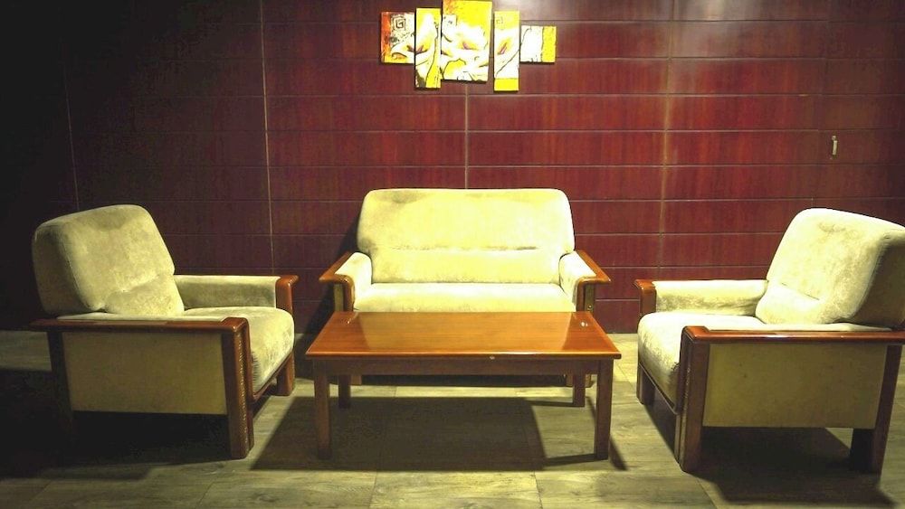 Presidential Studio Suite