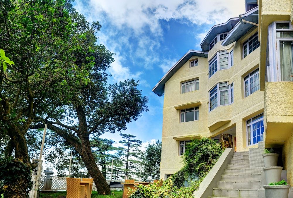 undefined Summit Le Royale Hotel 9