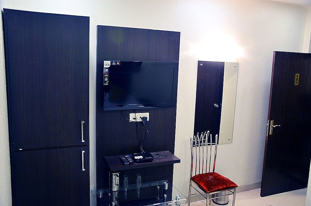 Hotel Modern Standard Room 7