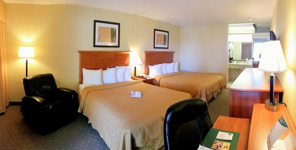 Standard Room, 2 Queen Beds, Non Smoking