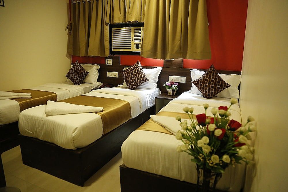 undefined Hotel Royal Onix 5