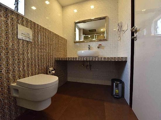 Hotel Calangute Central Executive Suite with Balcony 18