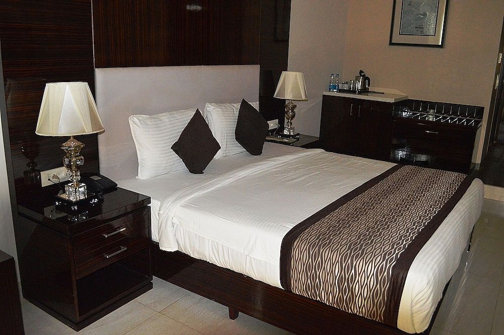 Hotel Calangute Central Executive Suite with Balcony 10
