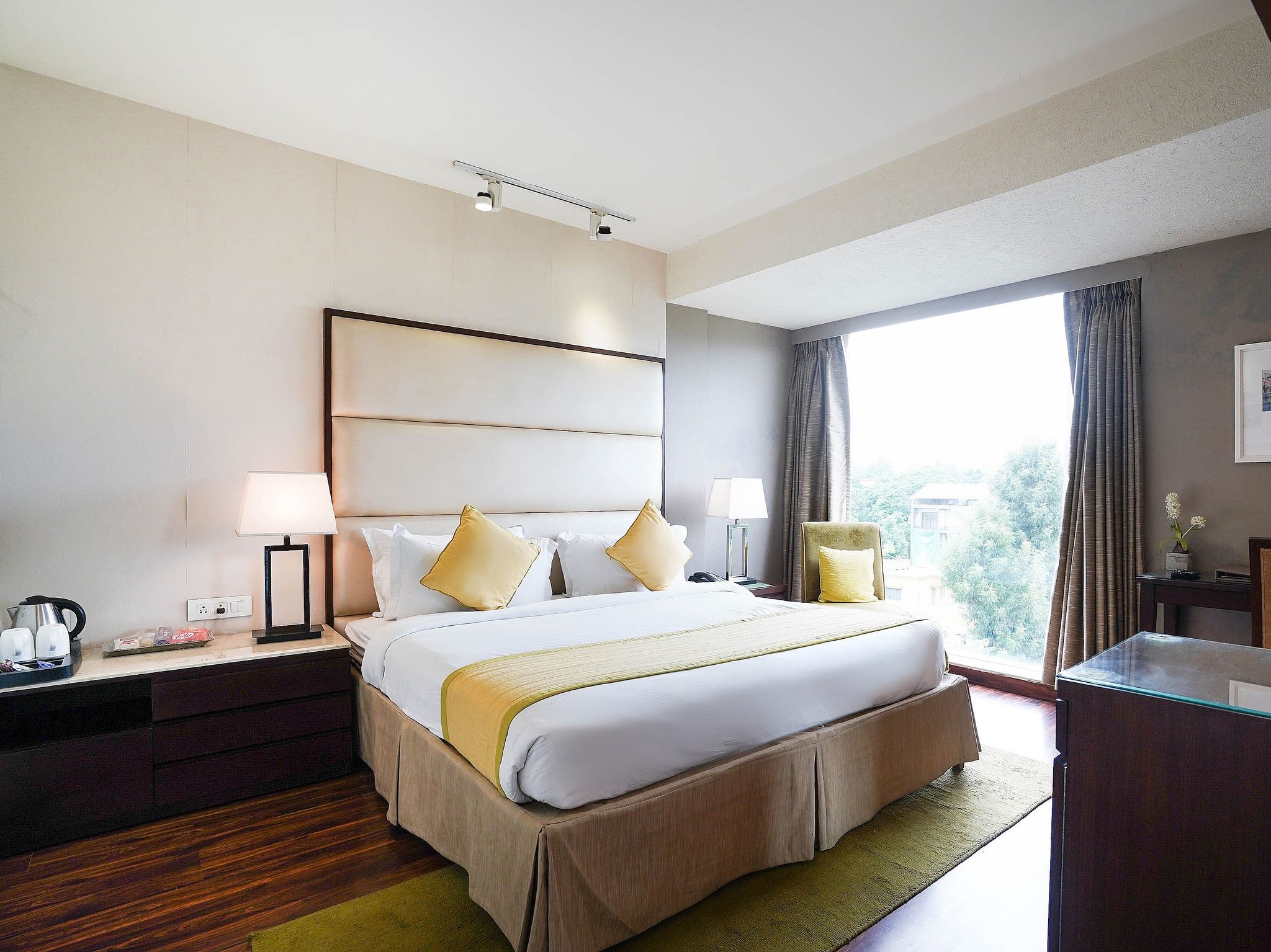 Ida Deluxe Double Room 3