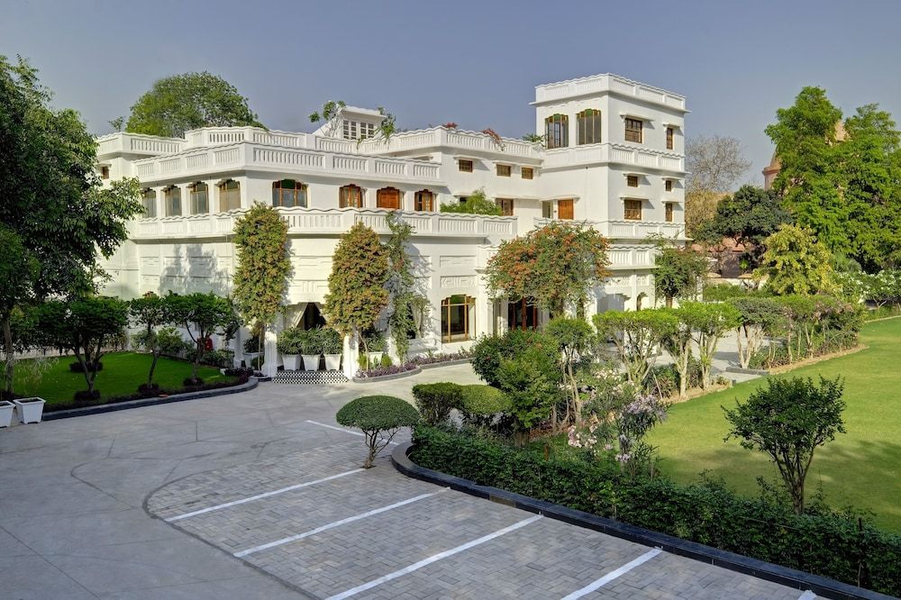 Saraca Lucknow (Formerly known as lebua Lucknow) 