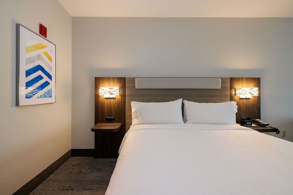 Suite, 1 King Bed