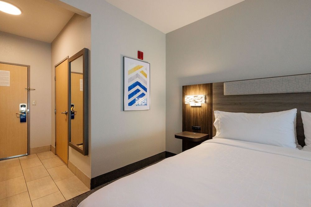 Suite, 1 King Bed