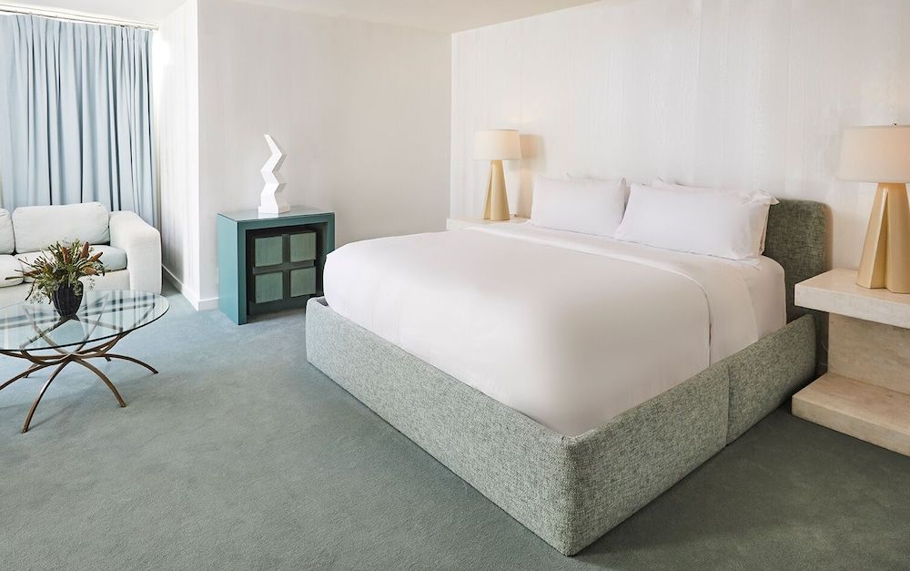 Classic Room, 1 King Bed (Canon Building)