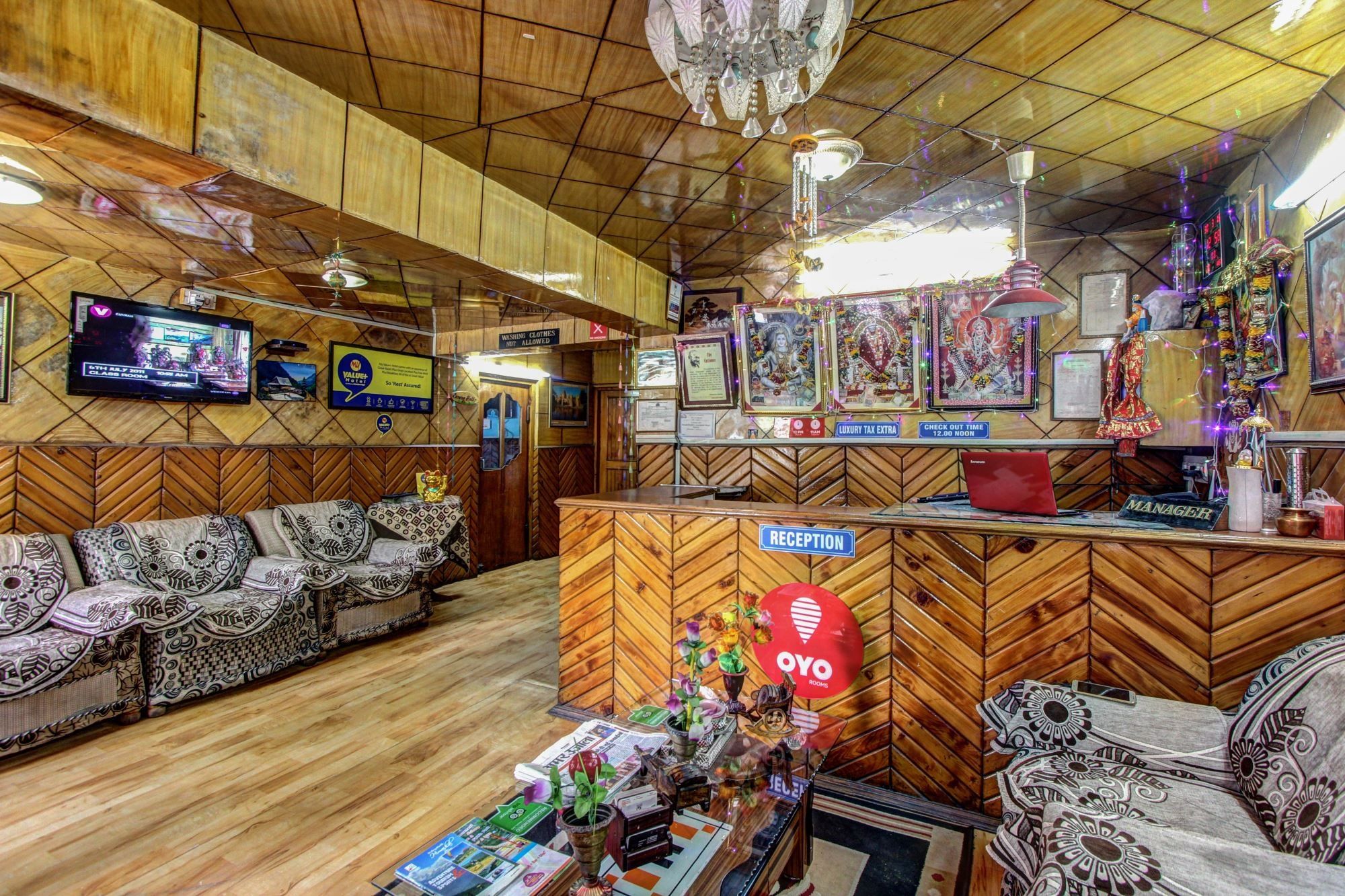undefined Hotel Hilltop At Mall Road With Open Terrace 2