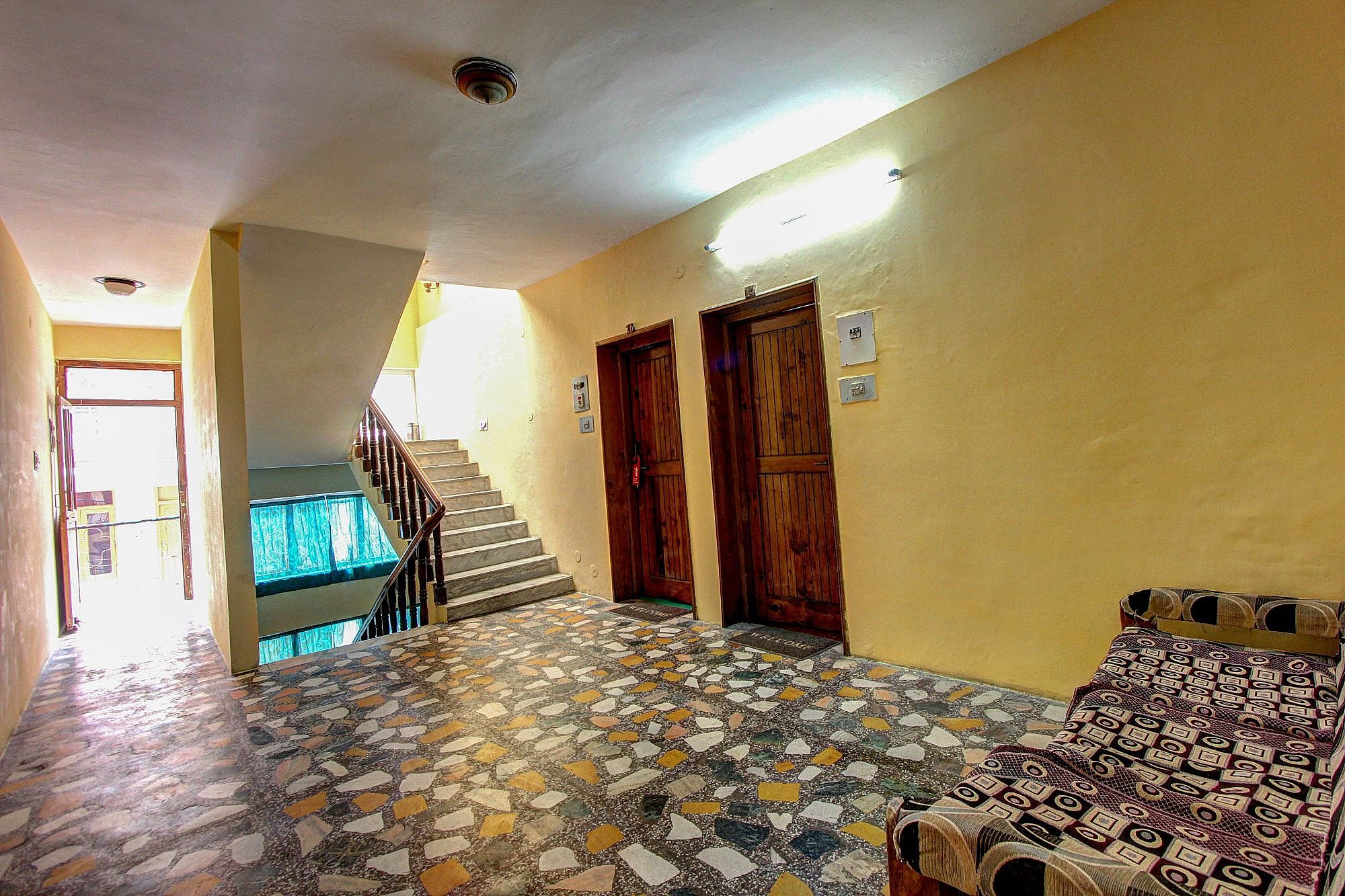 undefined Hotel Hilltop At Mall Road With Open Terrace 4