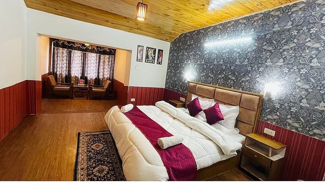 undefined Hotel Hilltop At Mall Road With Open Terrace 10