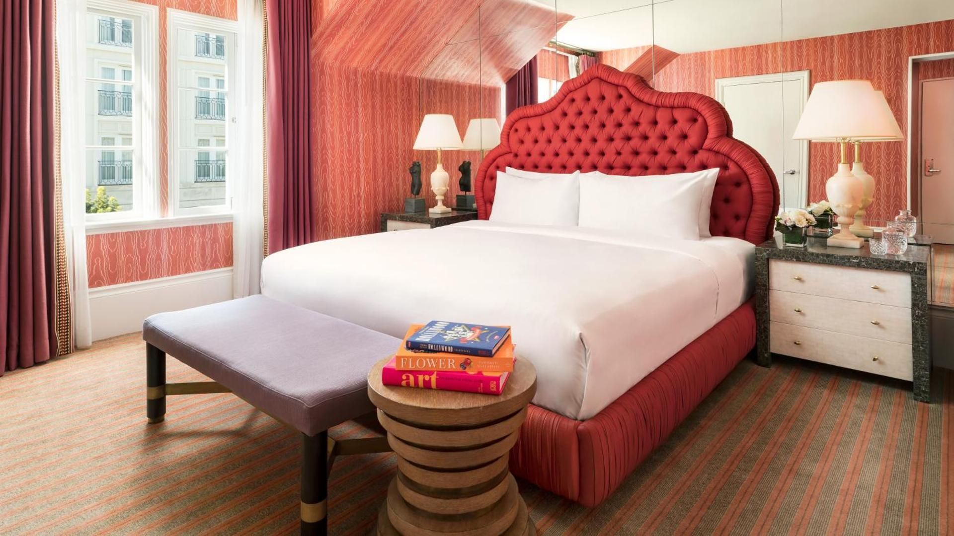Deluxe King Room