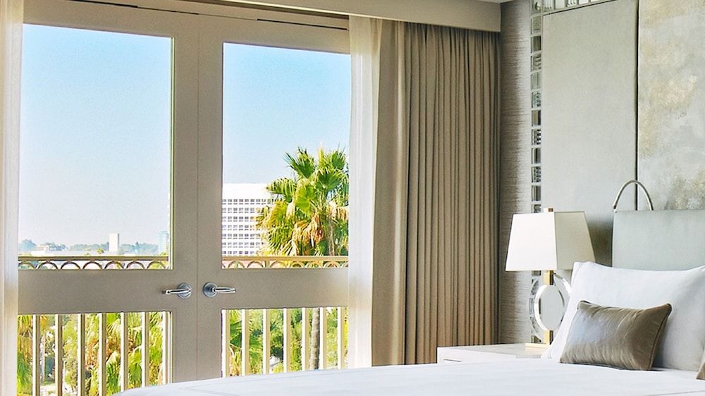 L'Ermitage Beverly Hills Suite, Multiple Beds (Palm) 3