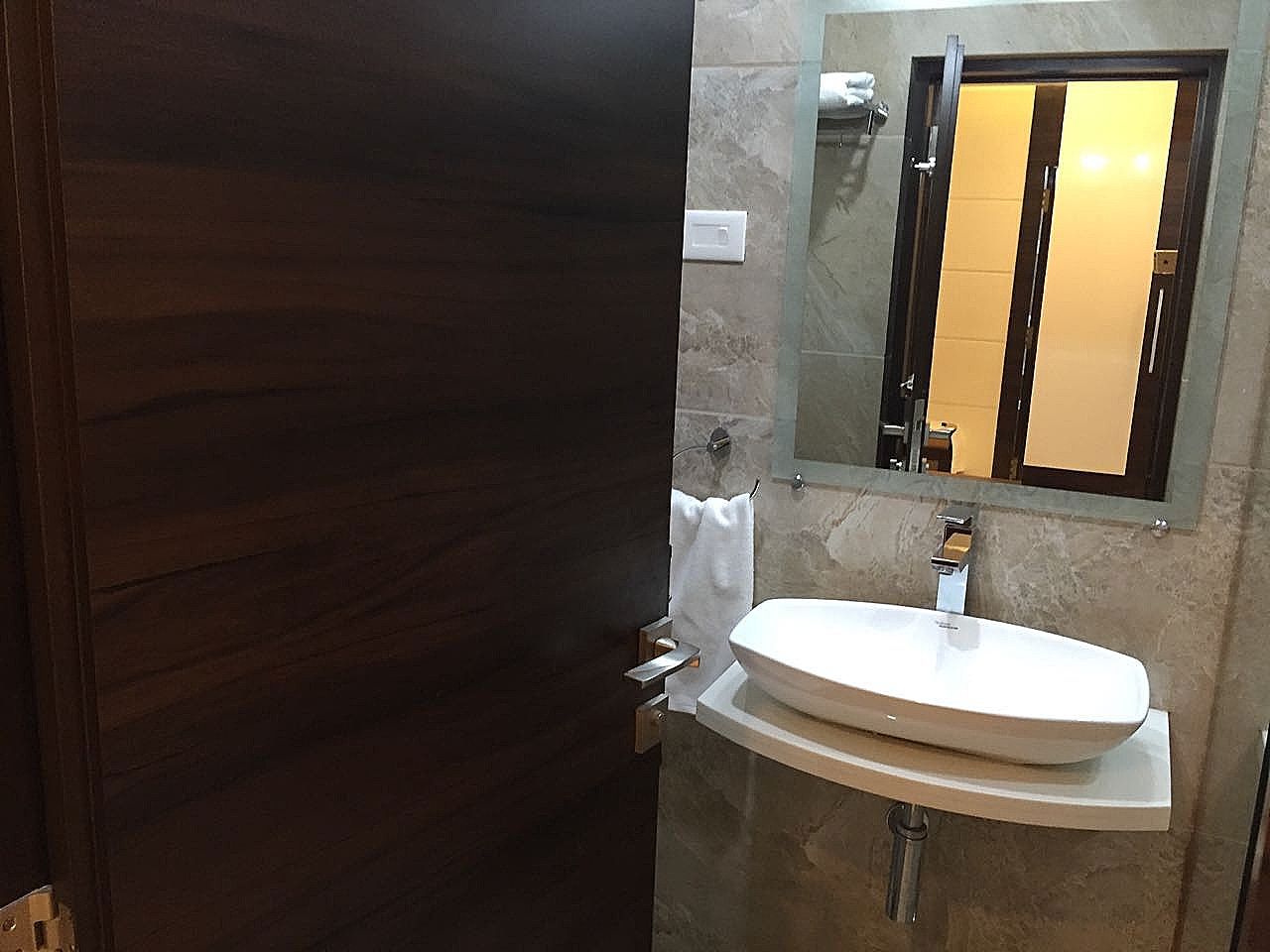 Hotel Rezos Deluxe Room 13