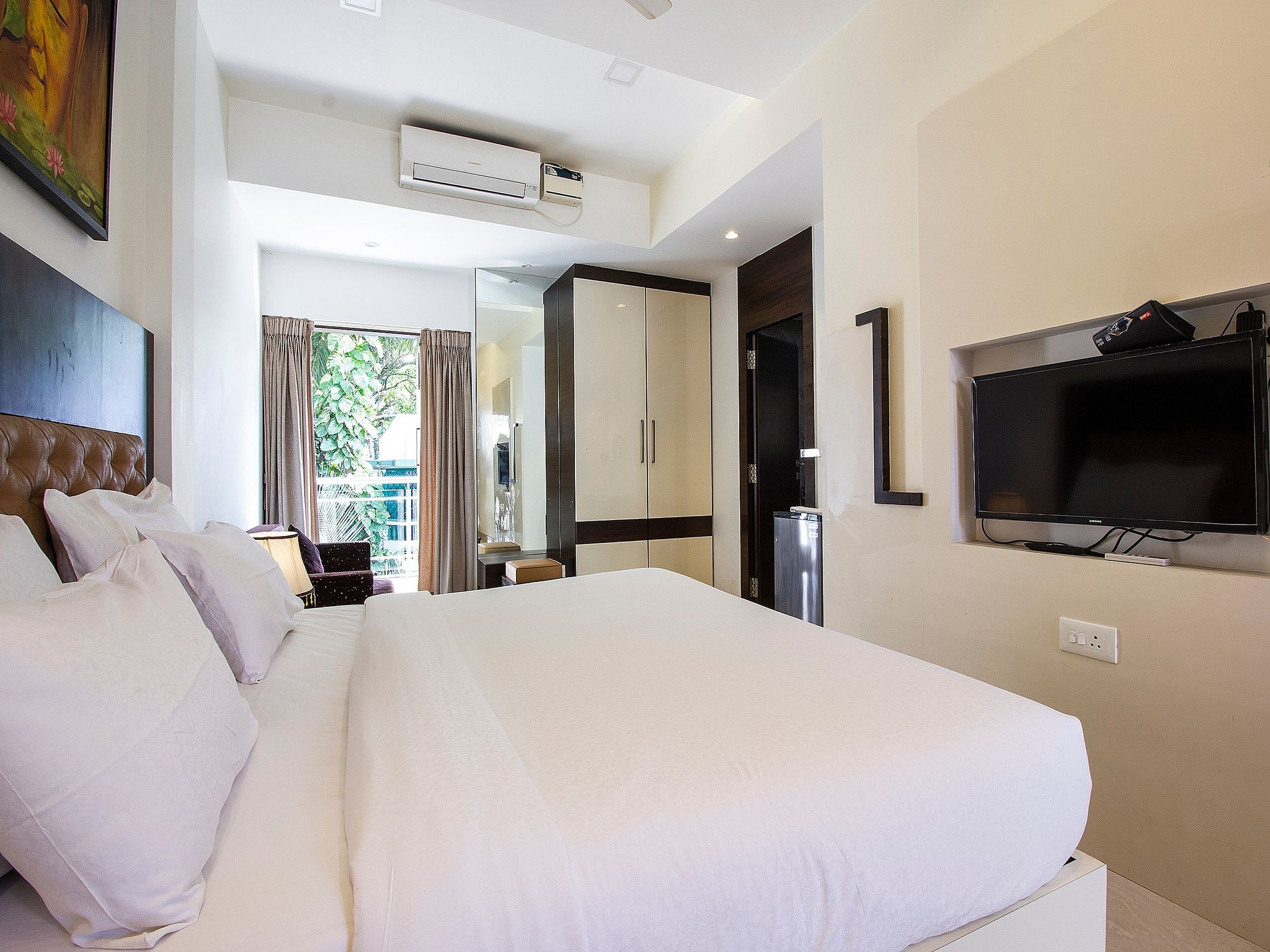 Hotel Rezos Deluxe Room 9