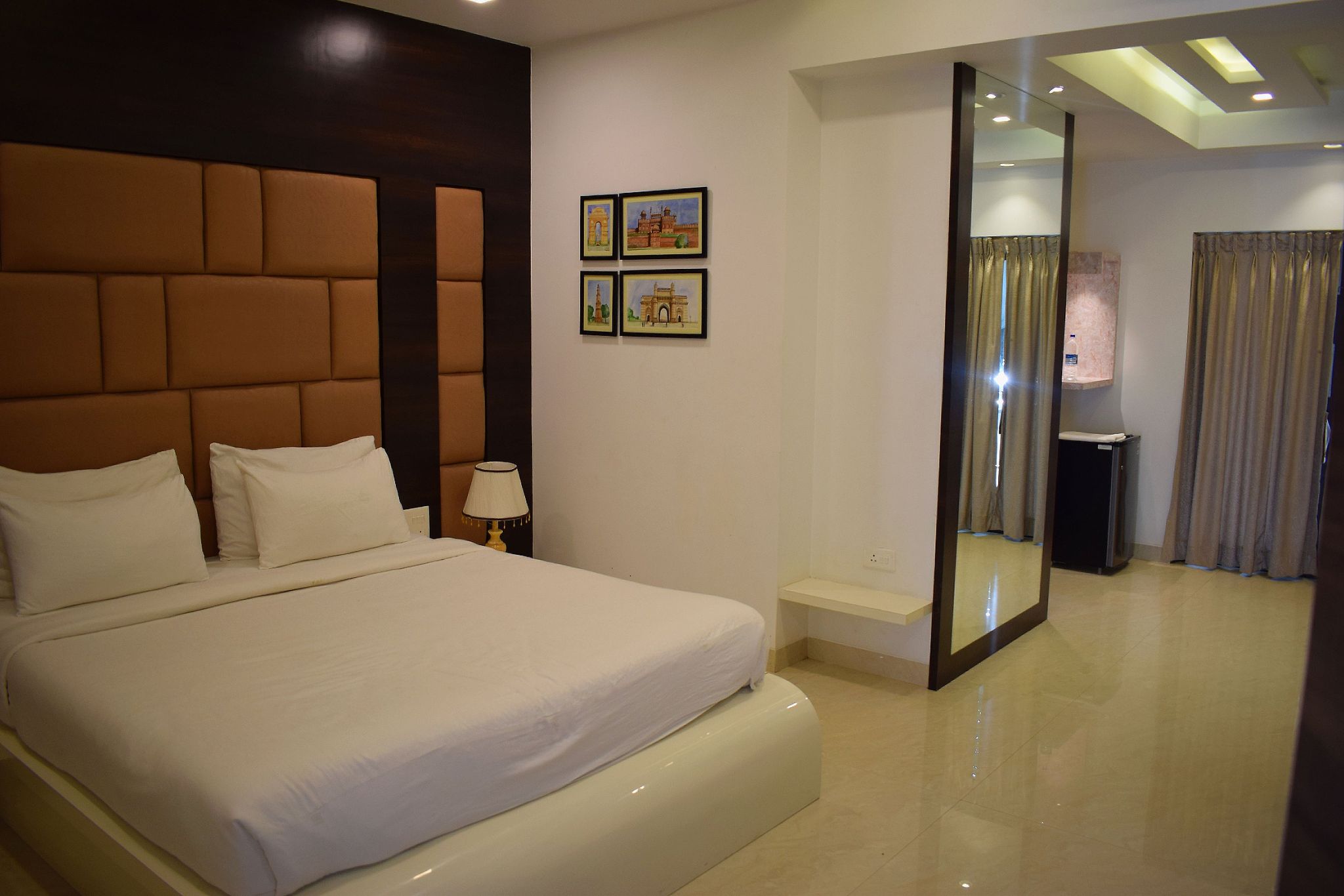 Hotel Rezos Deluxe Room 3