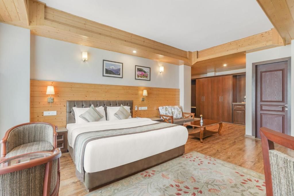 Summit Alpine Resort Suite 13