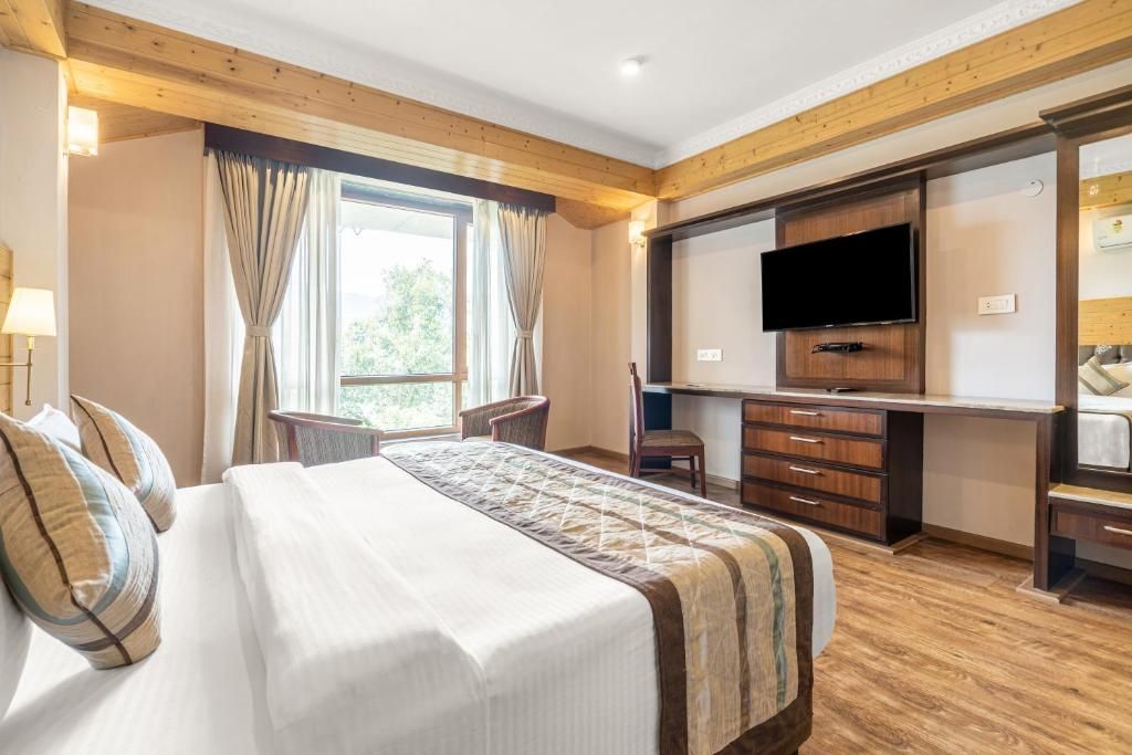 Summit Alpine Resort Premium AC Room 12