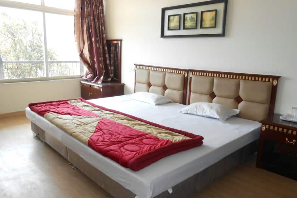 undefined Nainital Willows - Lake View rooms 5