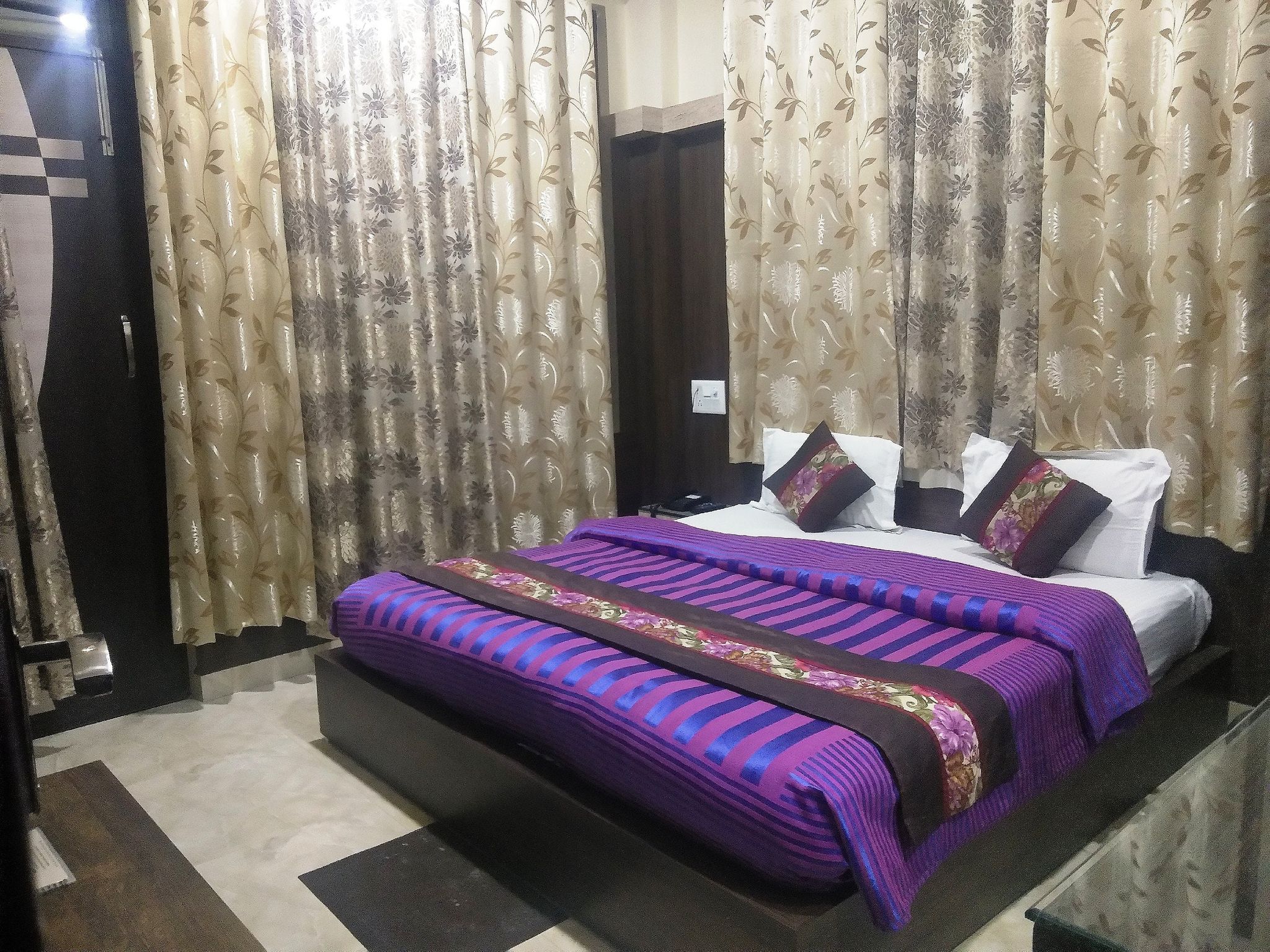 Hotel Nature's view Deluxe Room (Non AC)