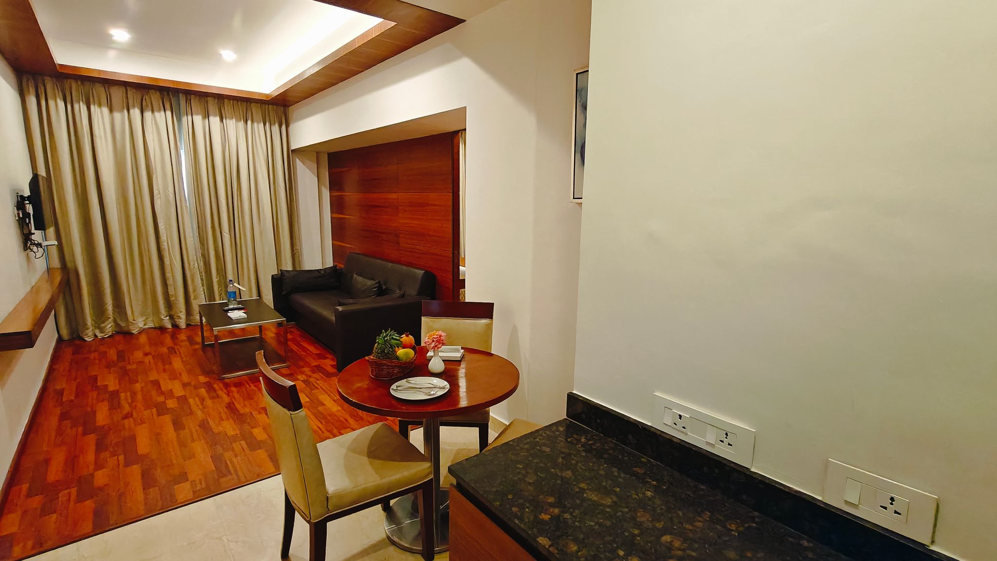 Suite Room