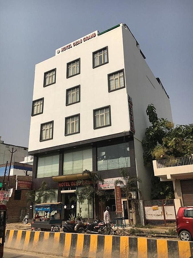 undefined Hotel Ozas Grand 6
