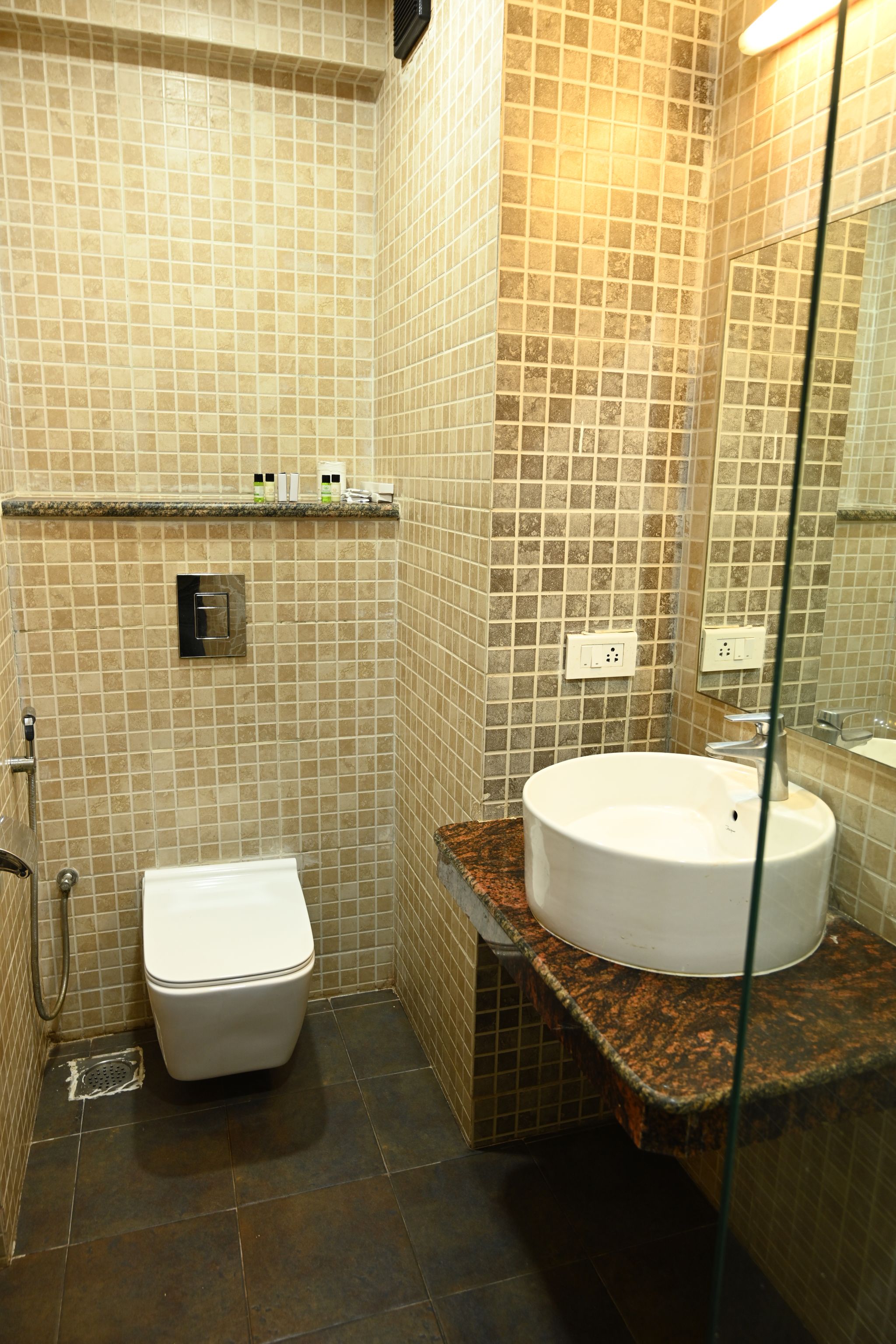 SIA Signature Calangute Deluxe room 6