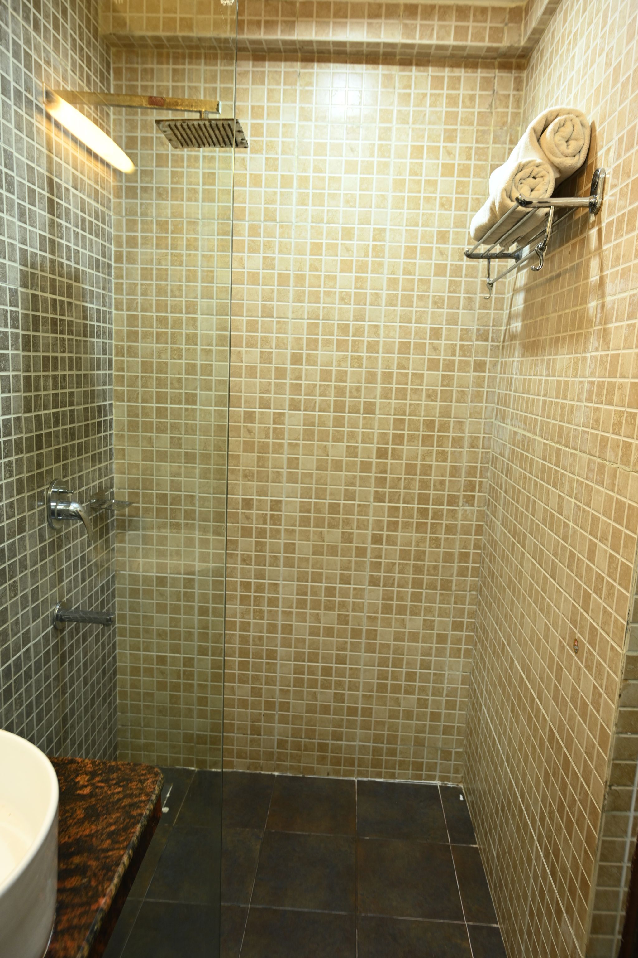 SIA Signature Calangute Deluxe room 7