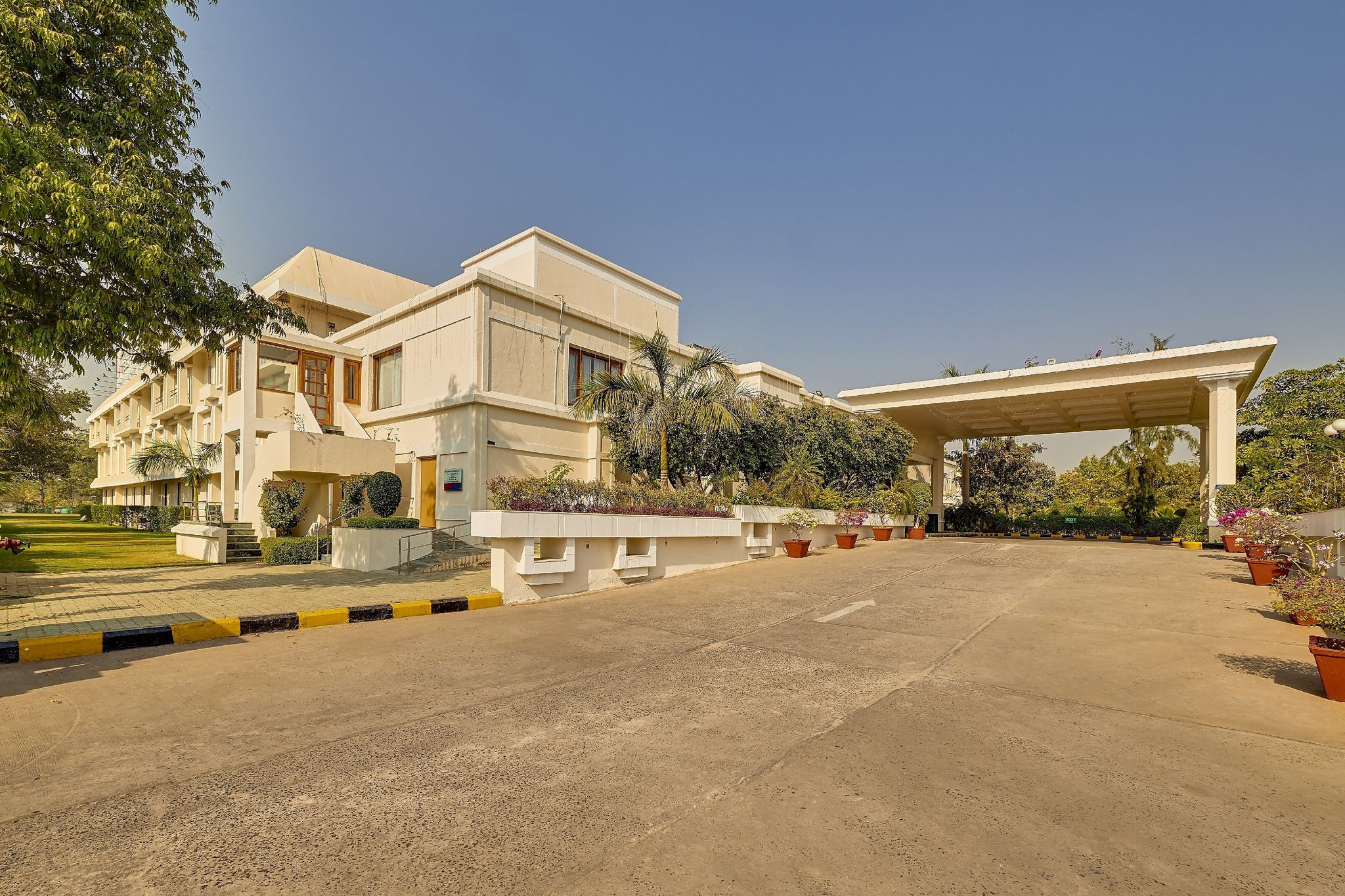 Hotel Exterior