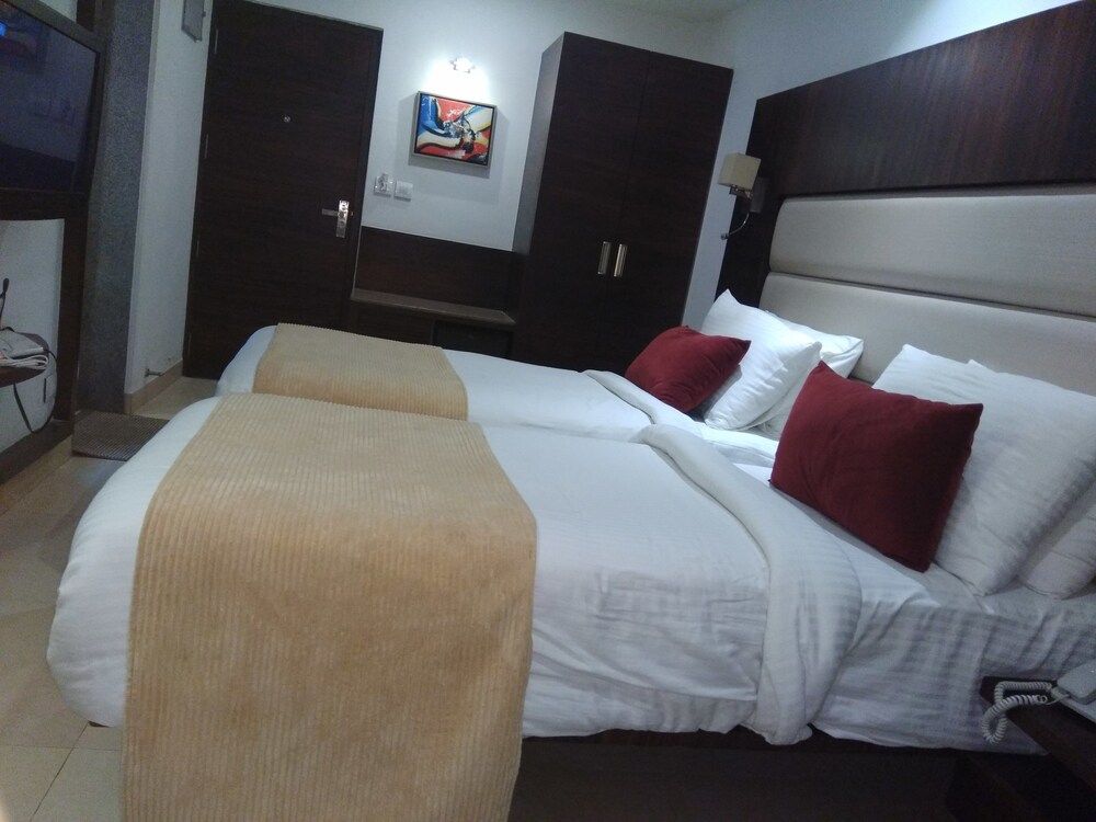Lords Eco Inn Jayanagar Standard Room 4