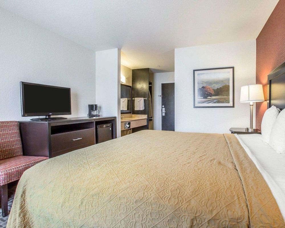 Room, 1 King Bed, Accessible, Non Smoking