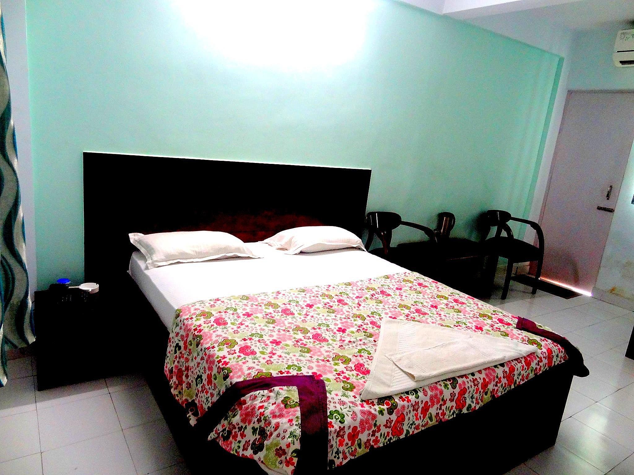 Hotel Gangotri Deluxe Room 10