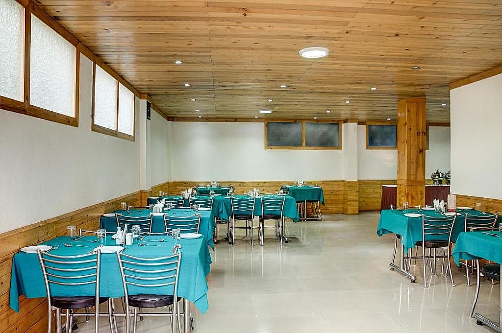 undefined Woodstock Inn 5