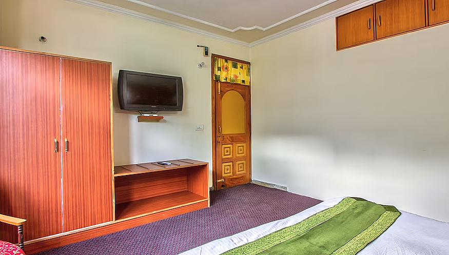 Woodstock Inn ( 800 mtrs from Mall Road ) Budget Double Room 10