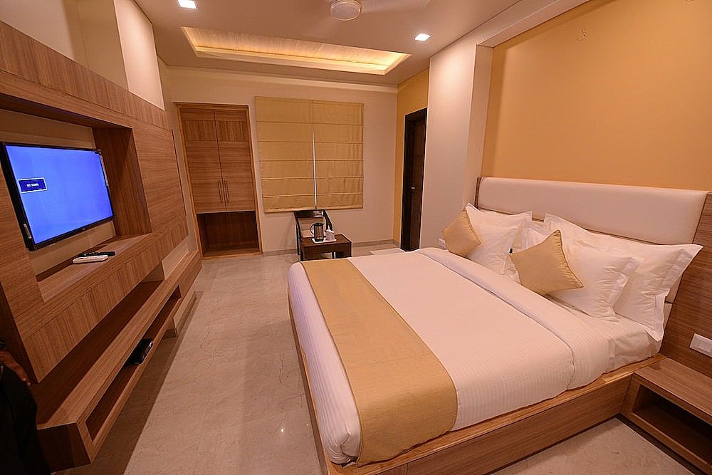 undefined Hotel Silver Pride 10