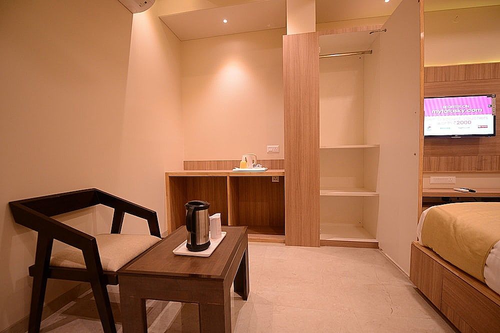 undefined Hotel Silver Pride 5