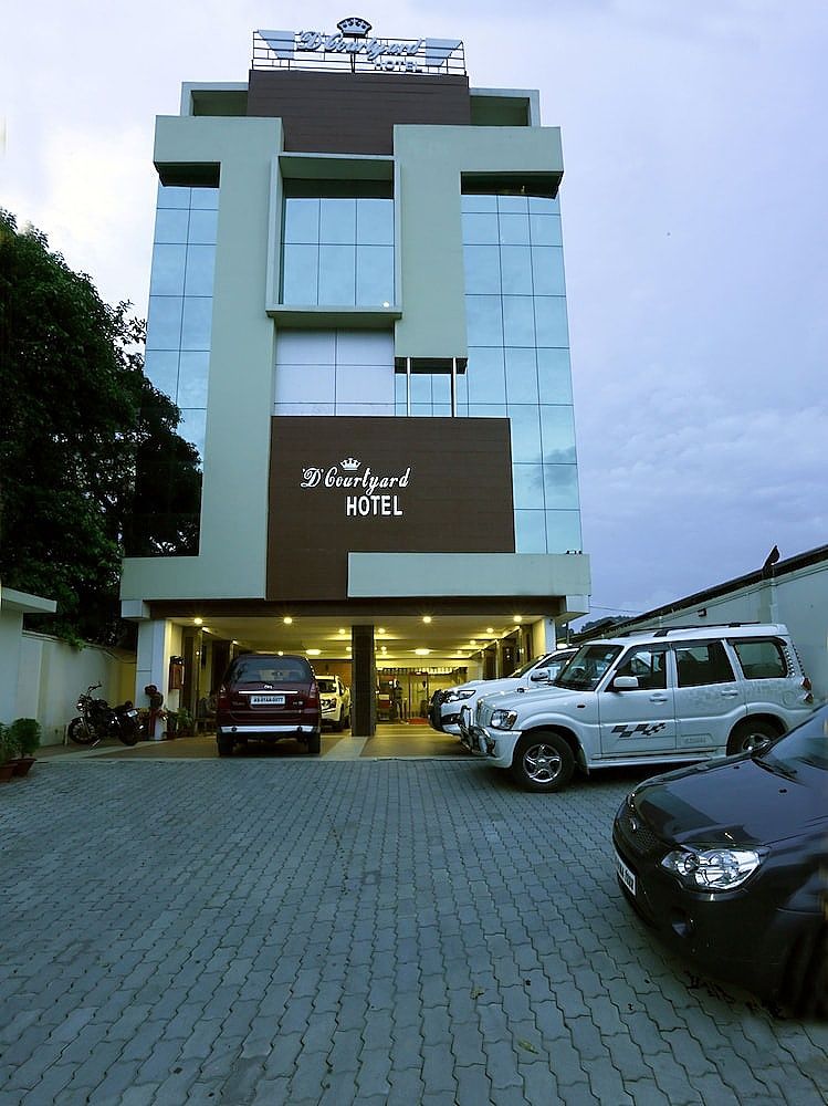 undefined 'D' Courtyard Hotel 8
