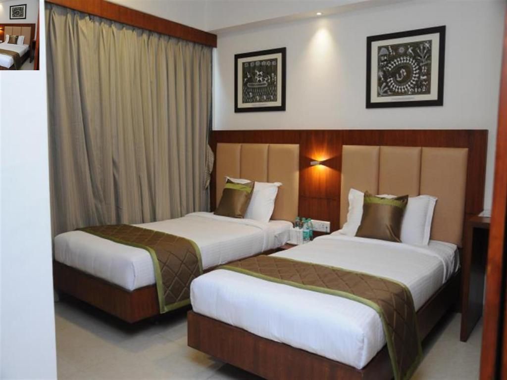 The Altruist Andheri Hotel Deluxe Room 12
