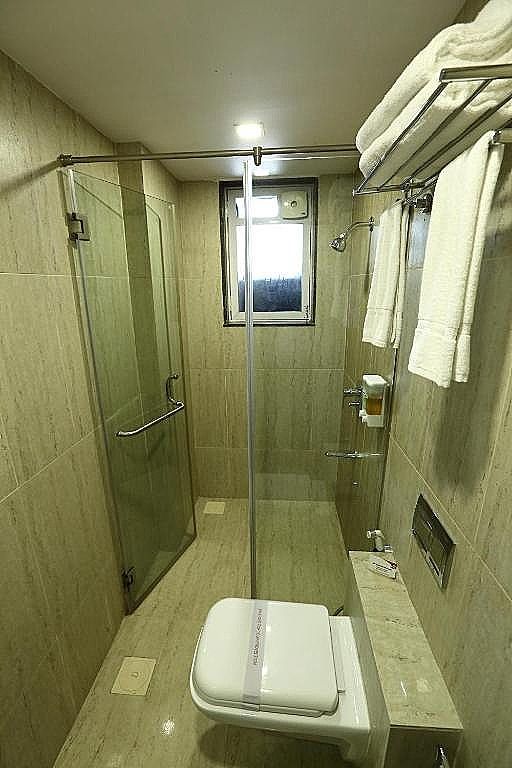 The Altruist Business Hotel (Andheri) Deluxe Room 8