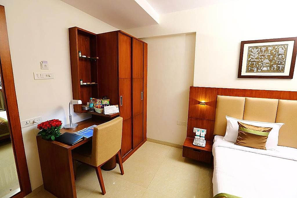 The Altruist Business Hotel (Andheri) Deluxe Room 20