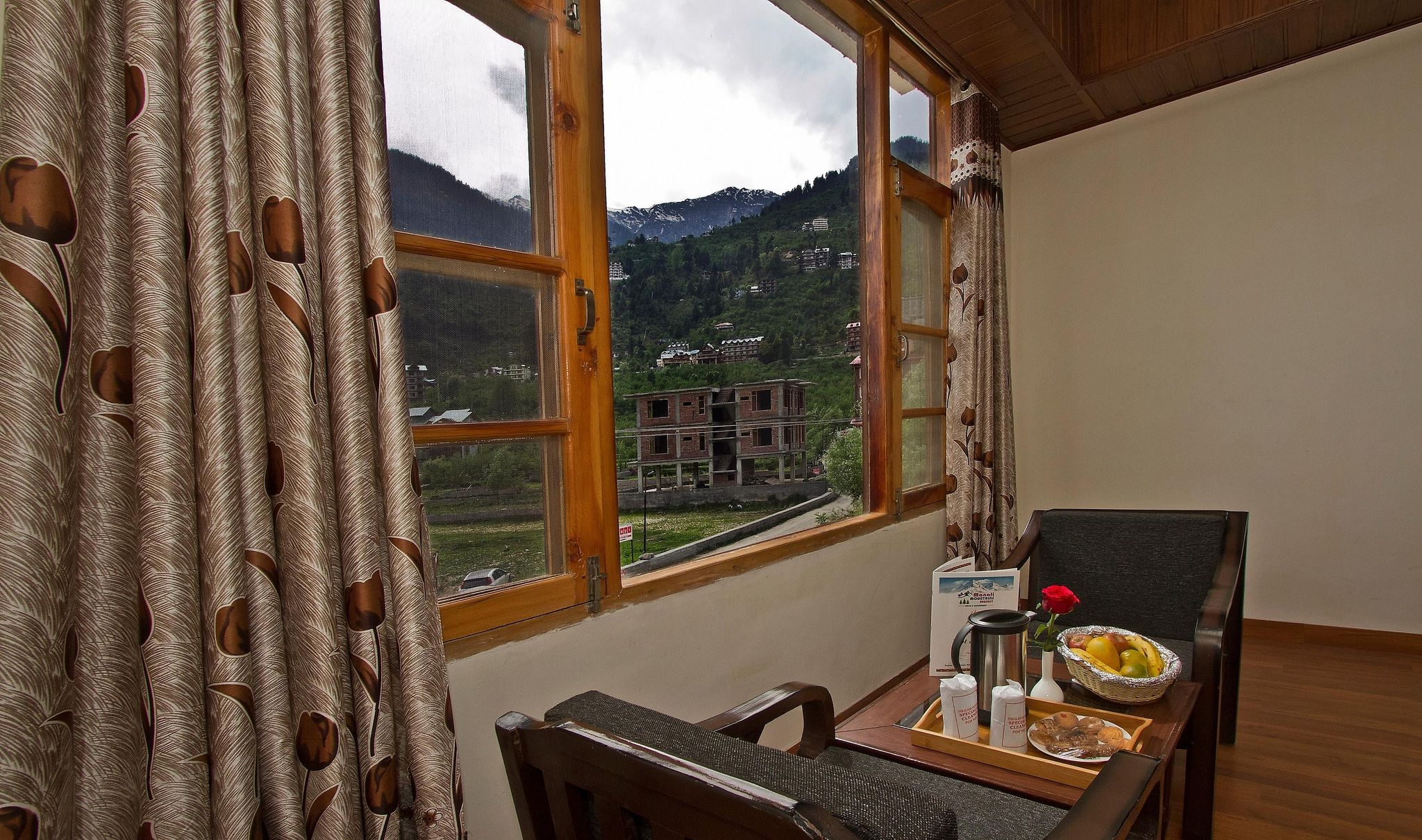 Manali Mountain Regency DELUXE ROOM (WITHOUT BALCONY)