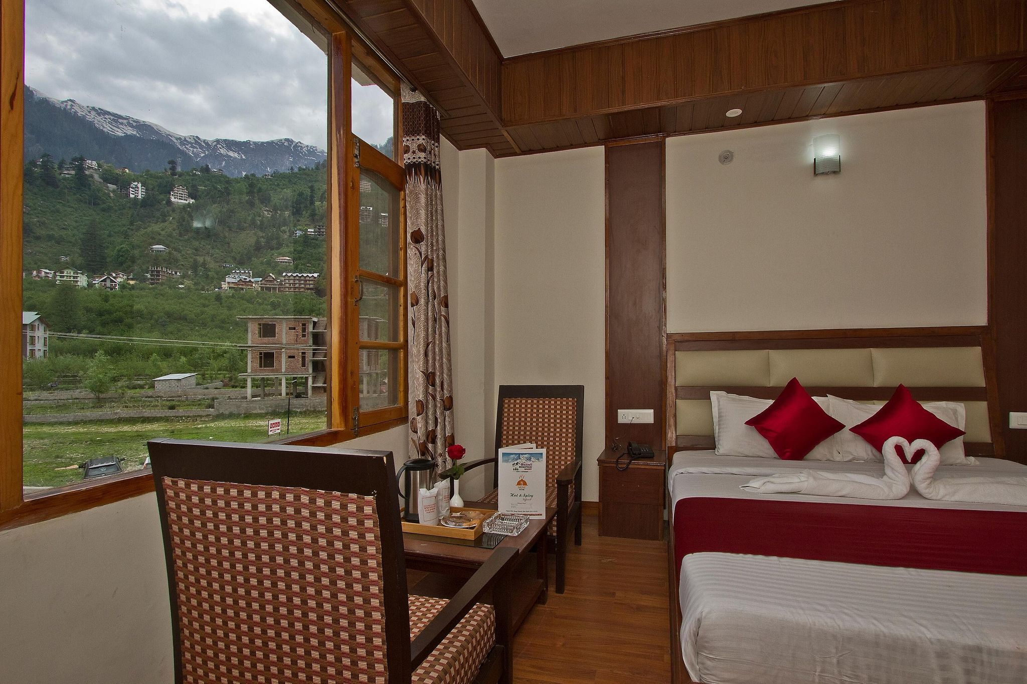 Manali Mountain Regency DELUXE ROOM (WITHOUT BALCONY) 3