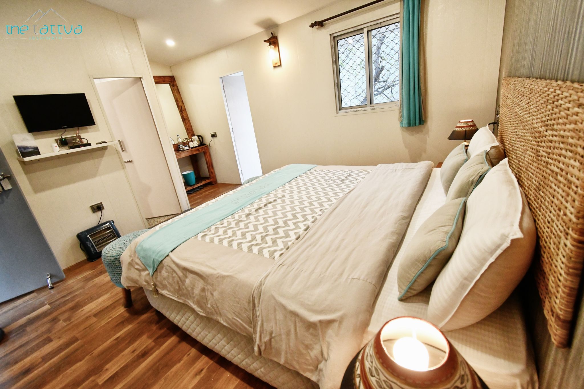 Mountain View Premium Room