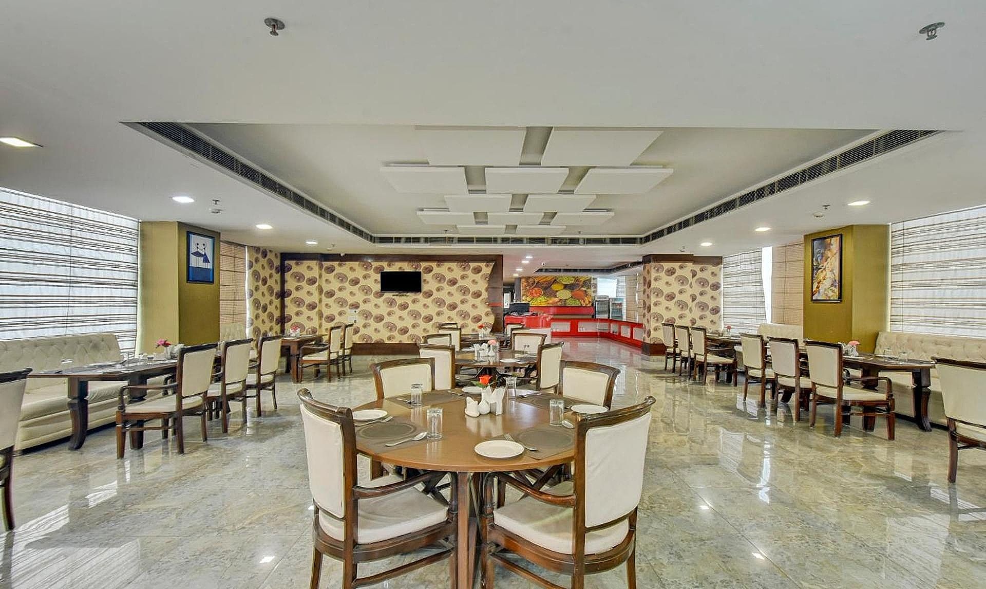 Food & Dining