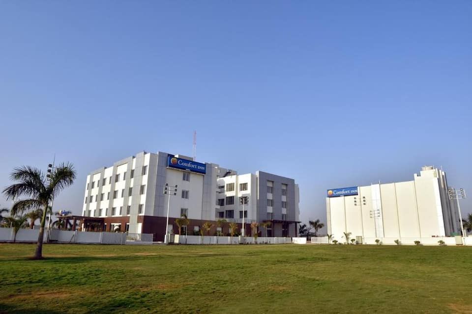undefined Comfort Inn Donil Vadodara 9