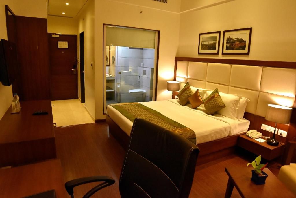 Club Room